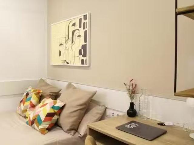 Único Habitación en Avinguda de Madrid