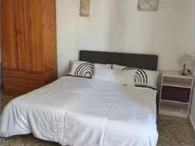 Bonito Habitación en alquiler en Mislata, Valencia