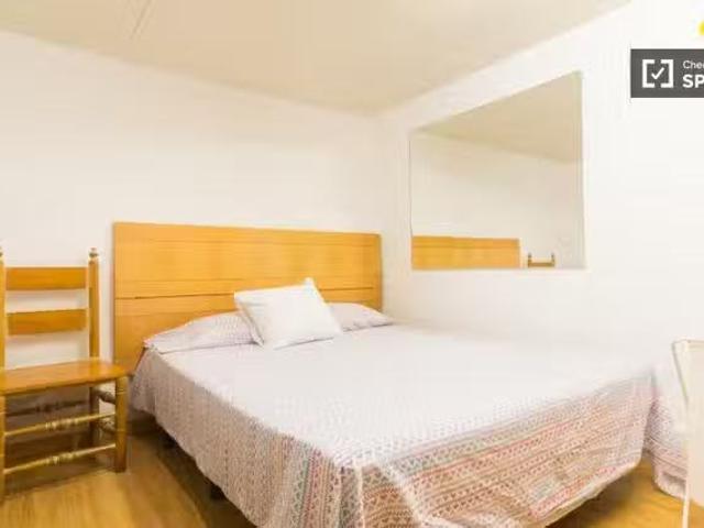 Acogedor Habitación en alquiler en Universidad, Madrid