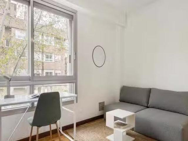 Nuevo Habitación en Calle de Mesena