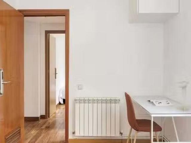 Nuevo Habitación en Calle de Mesena