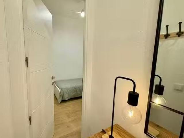 Encantador Habitación en Calle de Narváez, Retiro