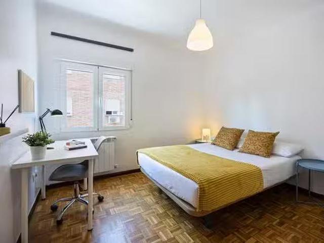 Único Habitación en Calle de Alonso Núñez