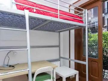 Acogedor Habitación en Calle de Embajadores, Embajadores
