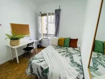 Acogedor Habitación en Calle de Ferraz