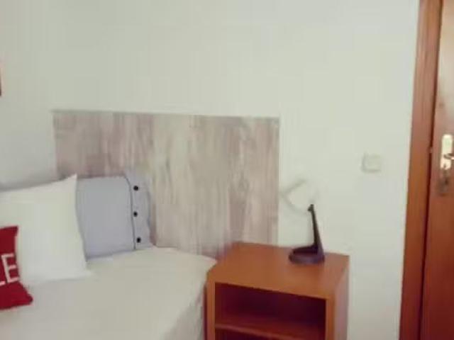 Acogedor Habitación en Calle de Francia