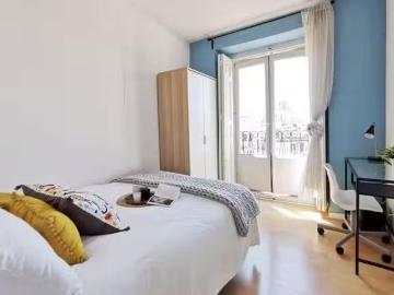 Nuevo Habitación en Calle de la Redondilla