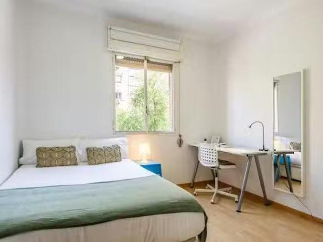 Bonito Habitación en Calle de Palos de la Frontera, Palos de M.