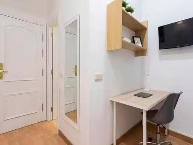 Nuevo Habitación en Calle de San Lorenzo