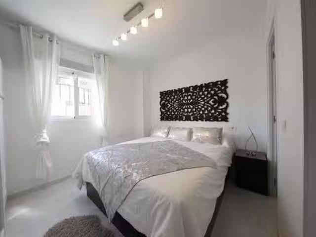 Encantador Habitación en Calle Gijón