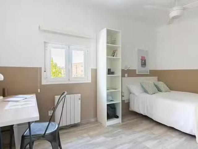 Acogedor Habitación en Calle Sánchez Morate