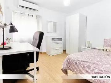 ¡Renta! Habitación en Calle Tarfía, Sector Sur