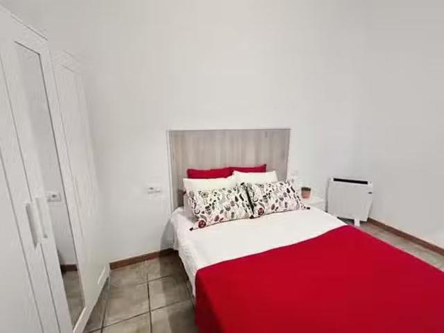 ¡Renta! Habitación en Carrer d'Avinyó