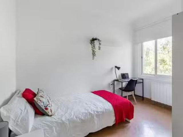Único Habitación en Carrer de València