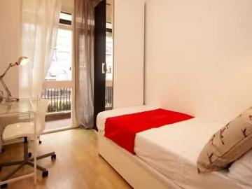 Encantador Habitación en Carrer de Caballero
