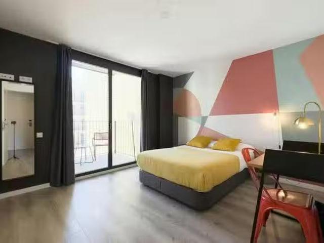 ¡Oferta! Habitación en Carrer de la Unió, El Raval