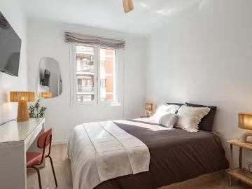 ¡En alquiler! Habitación en Carrer de Lepant