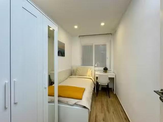 Encantador Habitación en Carrer de Lorena, Nou Barris