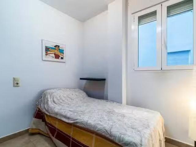 Acogedor Habitación en Carrer de Sant Jacint Castanyeda