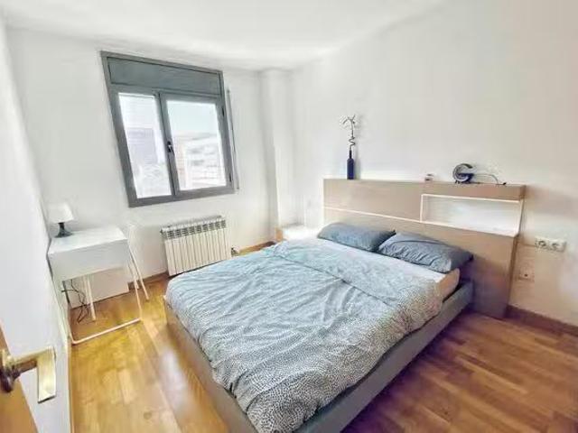 Acogedor Habitación en Carrer de Santa Eulàlia