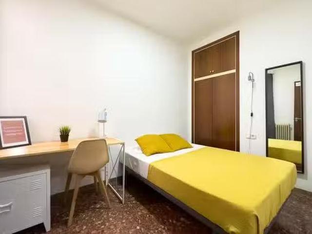¡Recién llegado! Habitación en Carrer del Santuari
