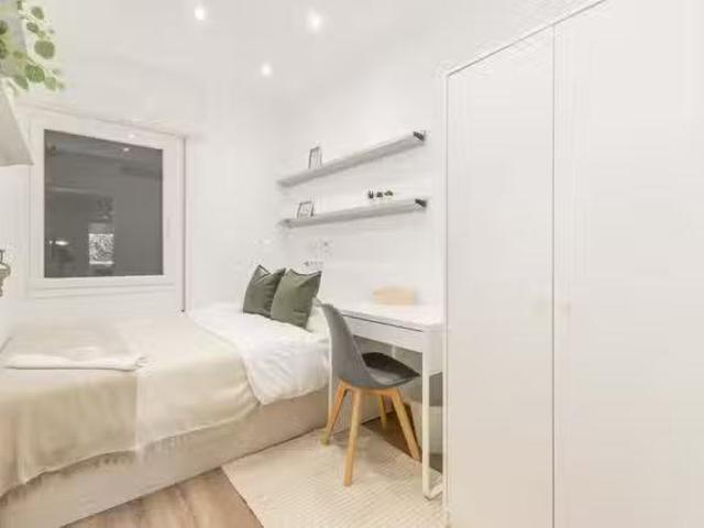 Acogedor Habitación en Gran Via de Carles III
