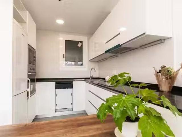 Único Habitación en Gran Via de les Corts Catalanes