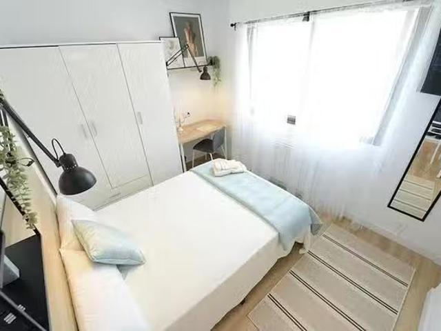 Único Habitación en Grupo Monseñor Renigio Gandasegui, Santutxu