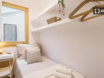 Encantador Habitación en piso compartido en barcelona