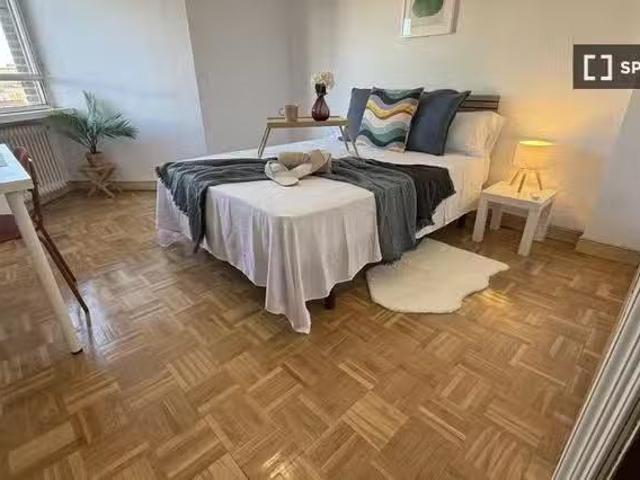 ¡Recién llegado! Habitación en piso compartido en Estrella, Ma.
