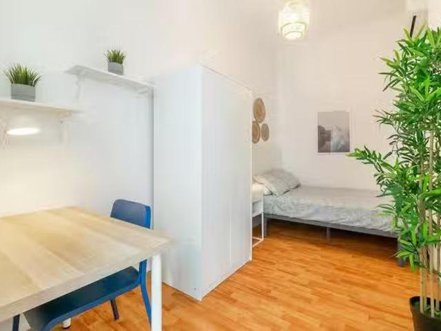 Bonito Habitación en Ronda de la Universitat, Dreta de l'Eixam.
