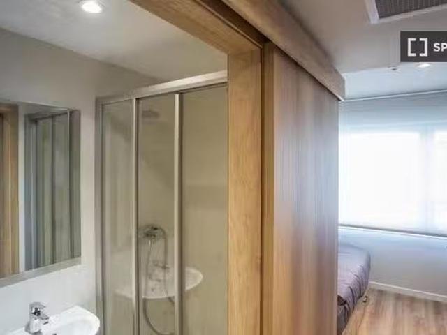Nuevo Habitación en Txurdinaga, Bilbao, gastos incluidos