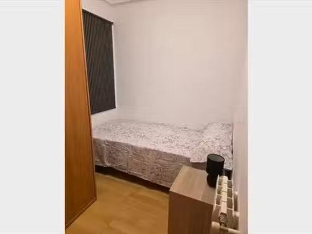 Acogedor Habitación en 1 Carrer de Sepúlveda