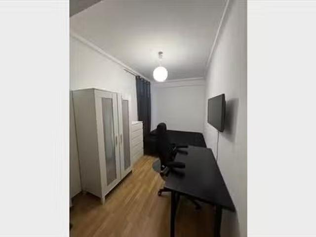 ¡En alquiler! Habitación en 257 Gran Via de les Corts Catalanes