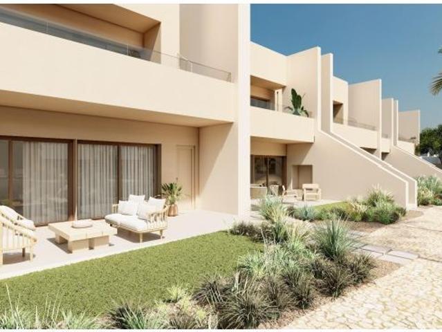 Nuevo lanzamiento de apartamentos tipo bungalow en planta baja y ático