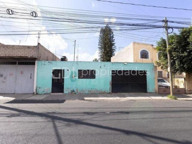 NUEVO MÉXICO CASA EN VENTA A ESPALDAS DE BASE AÉREA