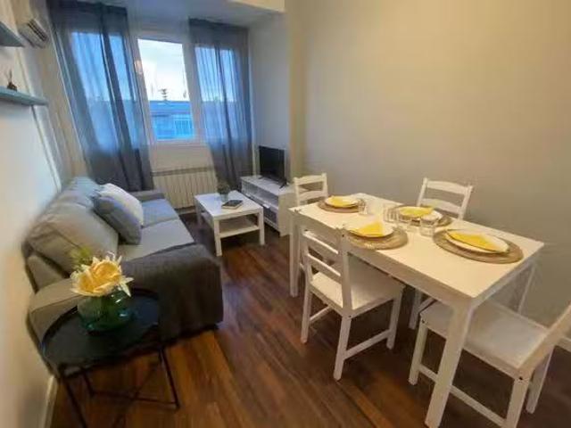 Nuevo Piso de 1 habitación en Calle de San Cipriano