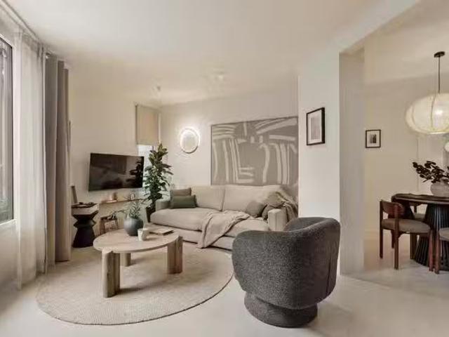 ¡Recién llegado! Piso de 1 habitación en Carrer de Grases