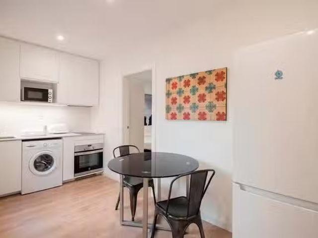 Encantador Piso de 1 habitación en Carrer de Pelai
