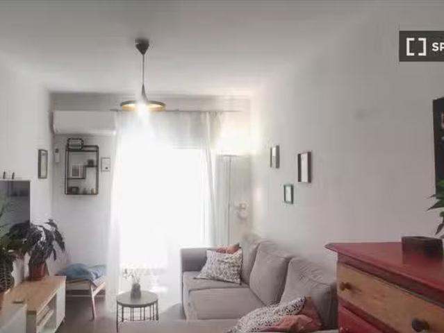 Único Piso de 2 dormitorios en alquiler en Málaga