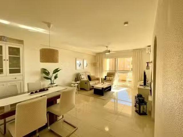 ¡Recién llegado! Piso de 2 habitaciones en Sitio de Calahonda