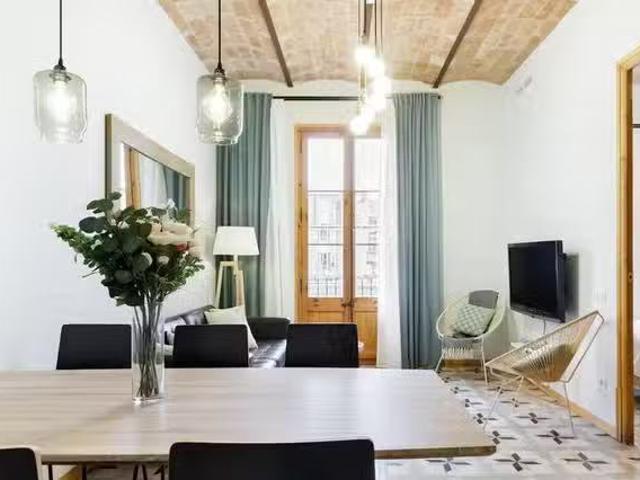 Bonito Piso de 4 habitaciones en Barcelona