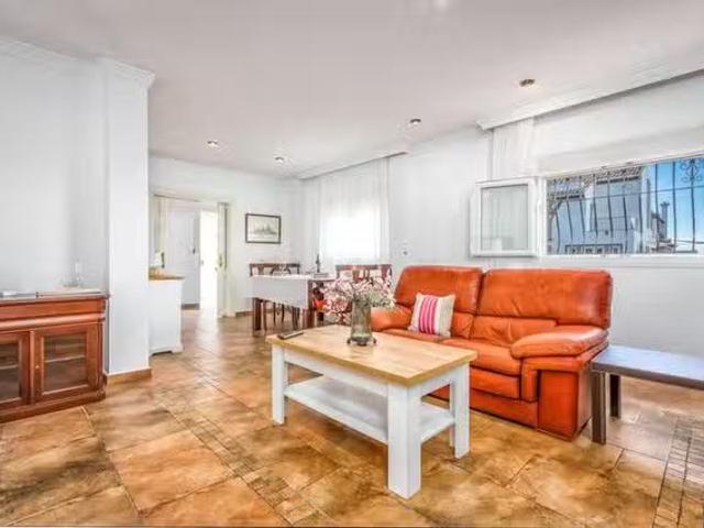 Barato Piso de 4 habitaciones en San Roque