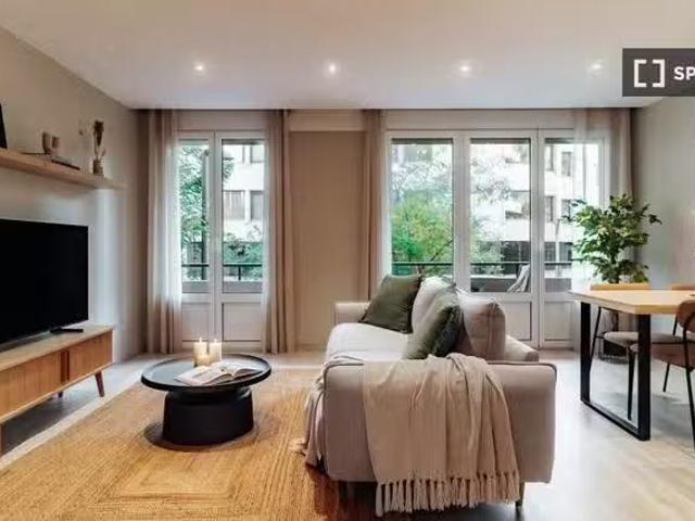 ¡Recién llegado! Piso en alquiler de 2 habitaciones en Sant Ge.