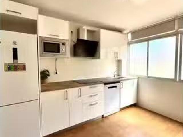 ¡Recién llegado! Piso en alquiler de 3 habitaciones en Vélez M.