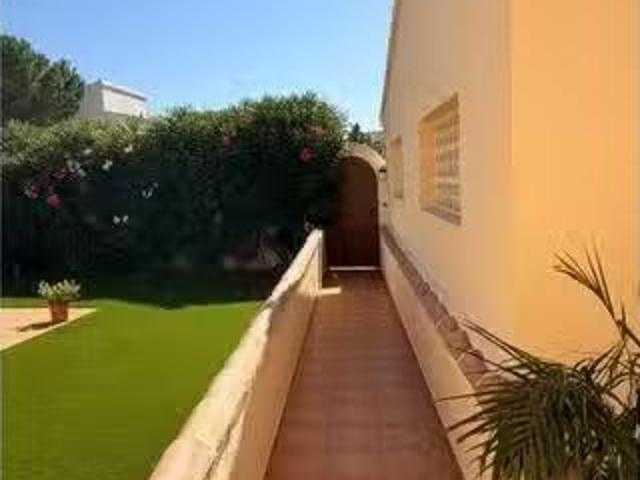 ¡Oferta! Piso en alquiler de 4 habitaciones en Alicante