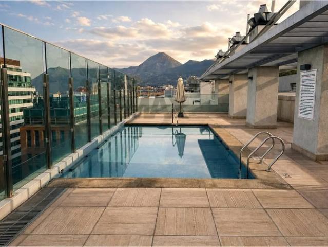 Nuevo precio: 1d+1b, roof top +2 estacionamientos | 1 dormitorios por 6200.00 en Las Condes