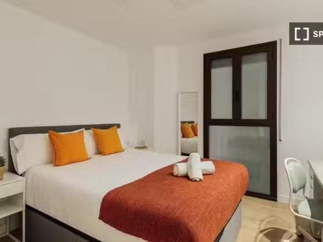 Nuevo Se alquila habitación en L'Antiga Esquerra de l'Eixample.