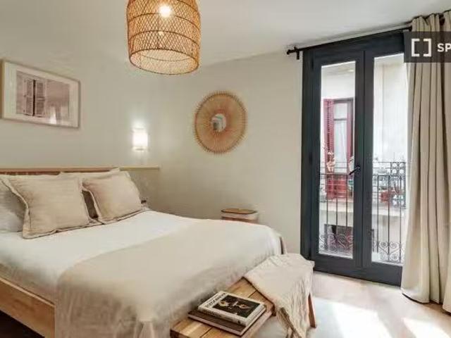 ¡Recién llegado! Se alquila habitación en piso compartido en B.