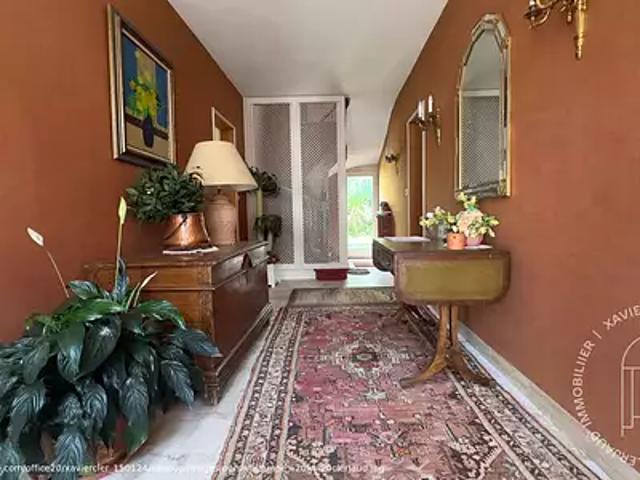 Nueil les Aubiers 79250 Achat / Vente maison 10 pièces t10 au dernier étage cave